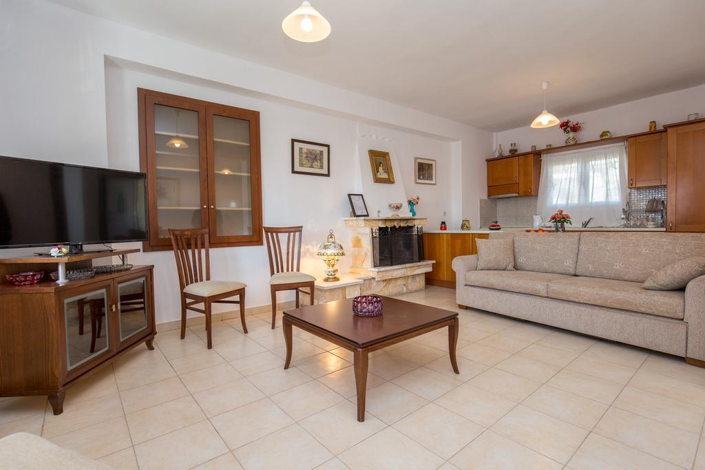Grande Apartments Limenaria  Buitenkant foto
