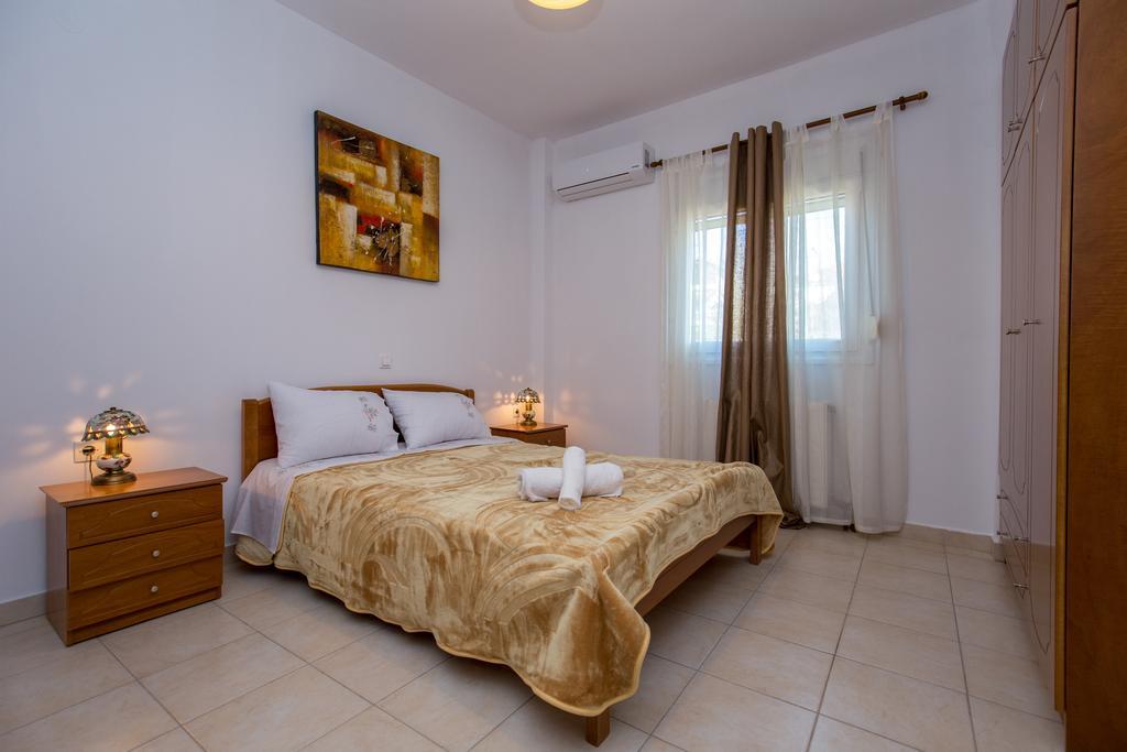 Grande Apartments Limenaria  Buitenkant foto