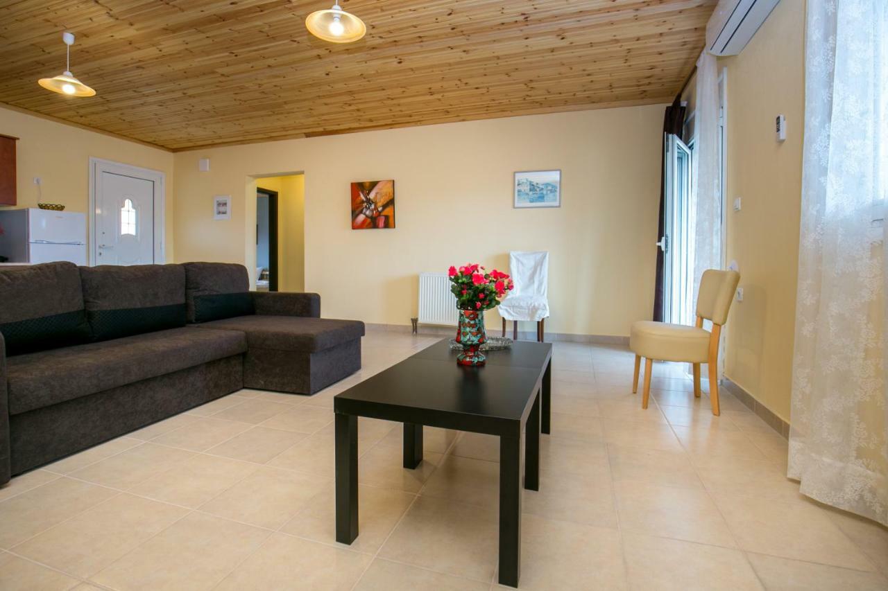 Grande Apartments Limenaria  Buitenkant foto